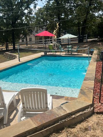 110 CR 2258, Mineola, TX 75773