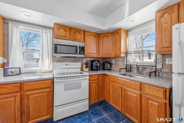 118 Frank Street, East Haven, CT 06512