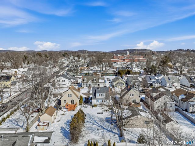 118 Frank Street, East Haven, CT 06512