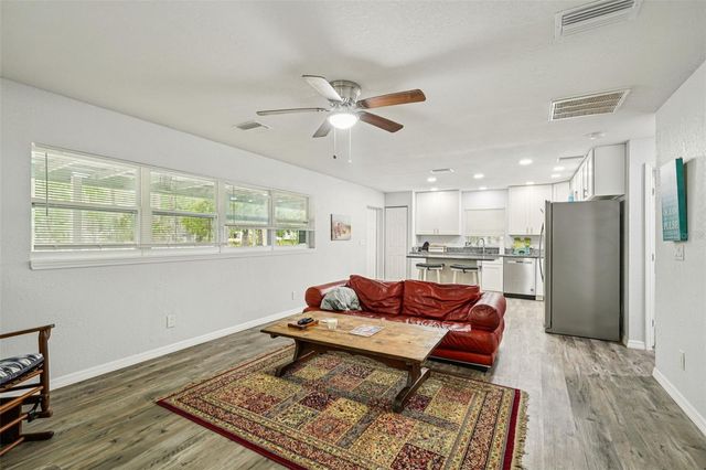 217 S TUCK POINT, Inverness, FL 34450