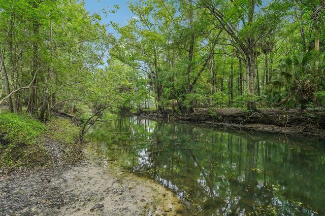 217 S TUCK POINT, Inverness, FL 34450