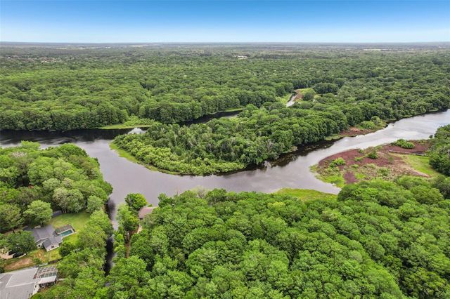 217 S TUCK POINT, Inverness, FL 34450