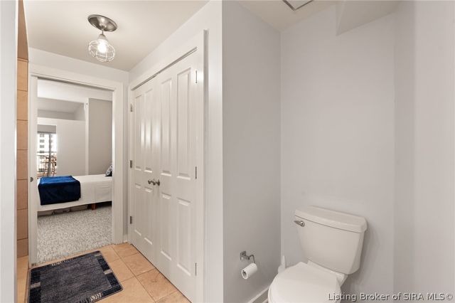 1 Riverpointe Plaza 406, Jeffersonville, IN 47130