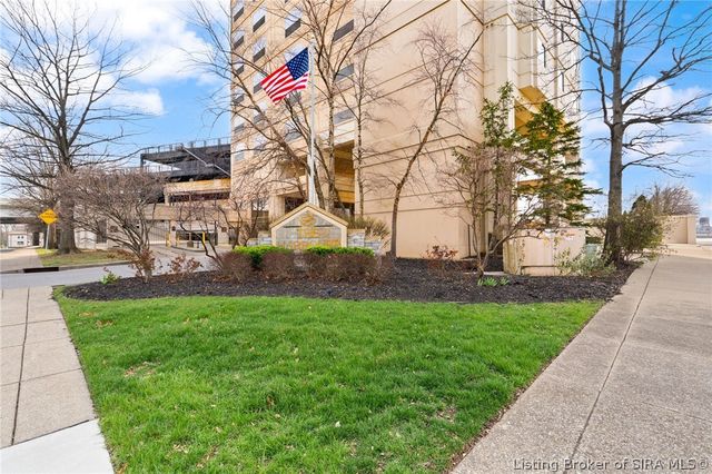 1 Riverpointe Plaza 406, Jeffersonville, IN 47130