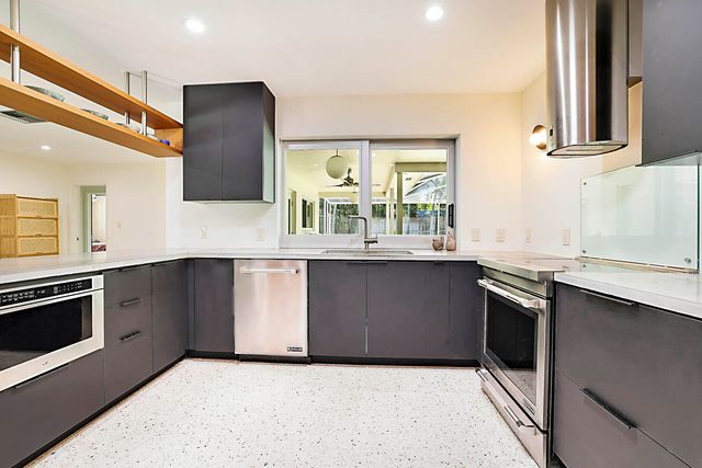 400 NW 6th Avenue, Boca Raton, FL 33432