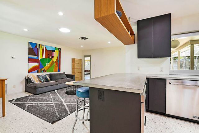 400 NW 6th Avenue, Boca Raton, FL 33432