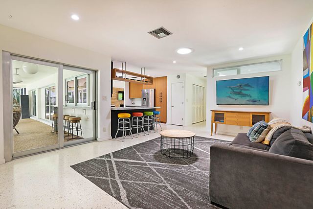 400 NW 6th Avenue, Boca Raton, FL 33432