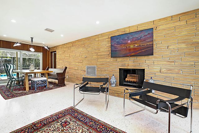 400 NW 6th Avenue, Boca Raton, FL 33432