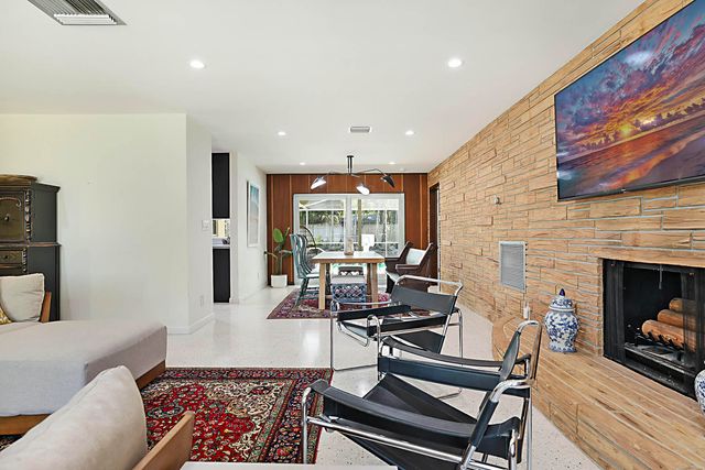 400 NW 6th Avenue, Boca Raton, FL 33432