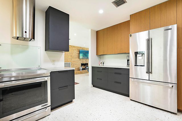 400 NW 6th Avenue, Boca Raton, FL 33432