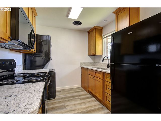 406 N MORRISON Rd Ne, Vancouver, WA 98664