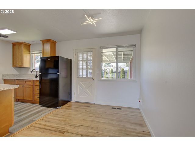 406 N MORRISON Rd Ne, Vancouver, WA 98664