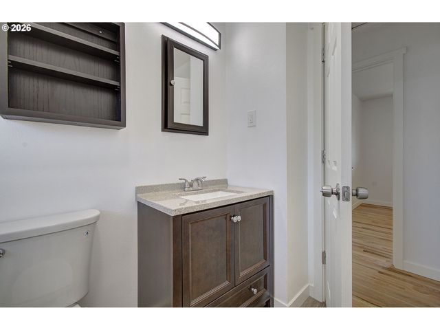 406 N MORRISON Rd Ne, Vancouver, WA 98664