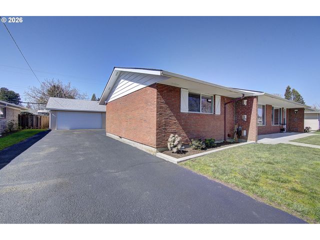 406 N MORRISON Rd Ne, Vancouver, WA 98664