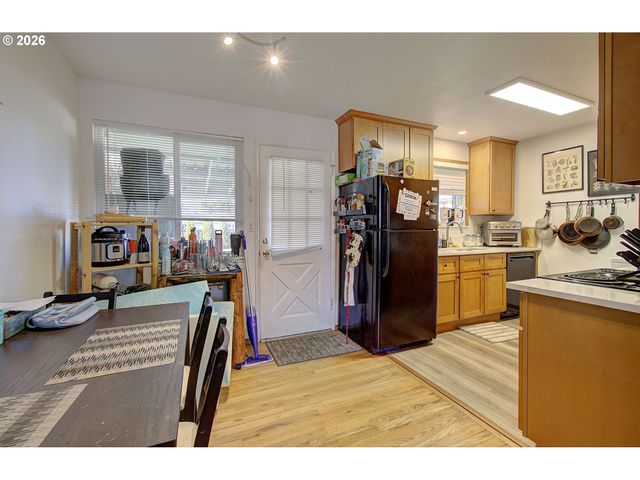 406 N MORRISON Rd Ne, Vancouver, WA 98664