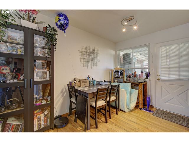 406 N MORRISON Rd Ne, Vancouver, WA 98664