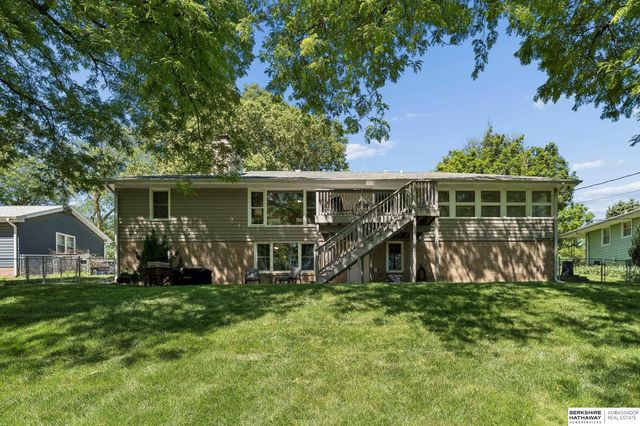 2205 S 90th Street, Omaha, NE 68124