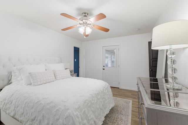 1613 Glasgow Drive, Arlington, TX 76015