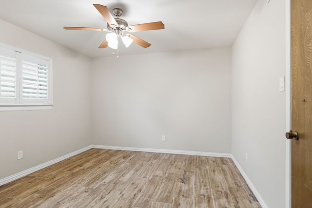 1613 Glasgow Drive, Arlington, TX 76015