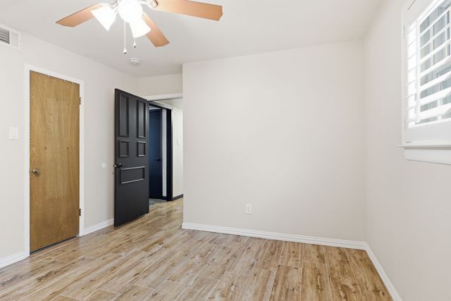 1613 Glasgow Drive, Arlington, TX 76015