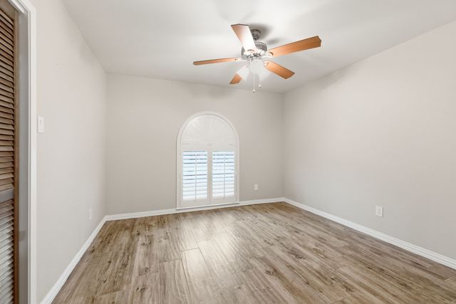 1613 Glasgow Drive, Arlington, TX 76015