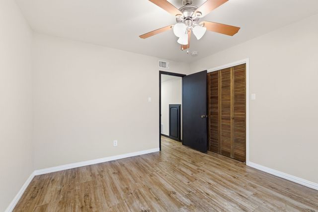 1613 Glasgow Drive, Arlington, TX 76015