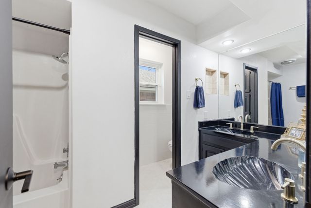 1613 Glasgow Drive, Arlington, TX 76015