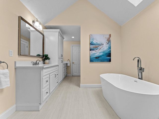 51 Lackey Street, Westborough, MA 01581