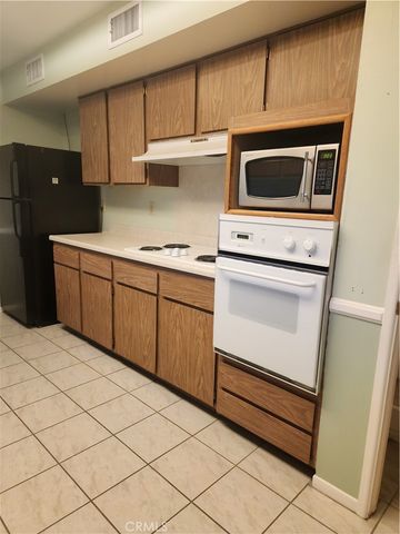 28055 Grosse Point Drive, Menifee, CA 92586