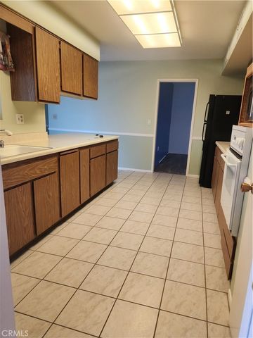 28055 Grosse Point Drive, Menifee, CA 92586