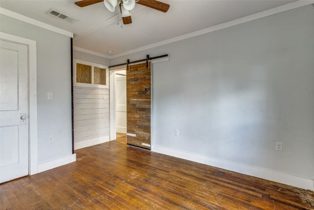 1110 Chestnut Street, Bonham, TX 75418