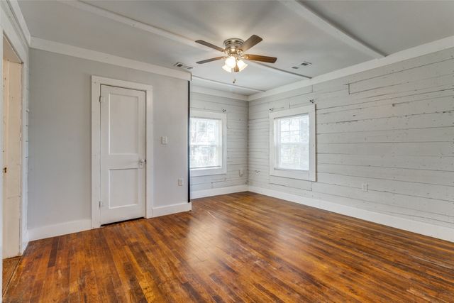 1110 Chestnut Street, Bonham, TX 75418