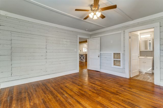 1110 Chestnut Street, Bonham, TX 75418
