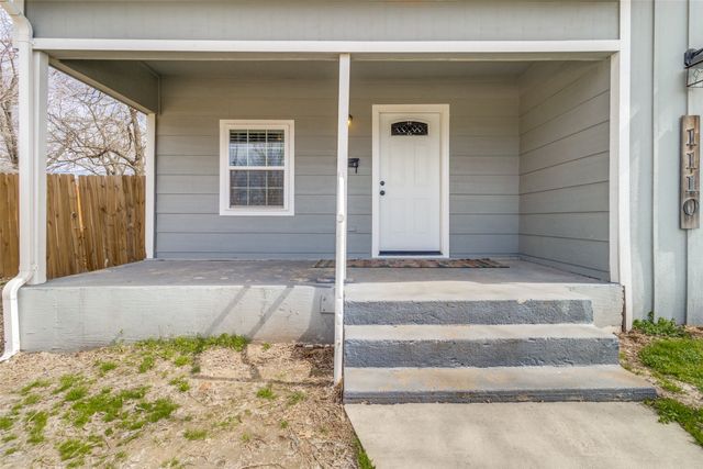 1110 Chestnut Street, Bonham, TX 75418