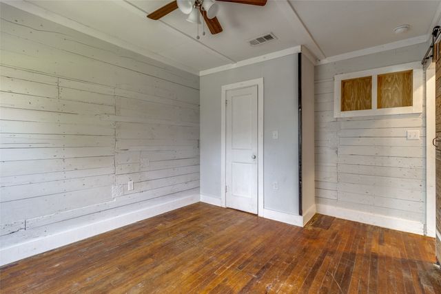 1110 Chestnut Street, Bonham, TX 75418