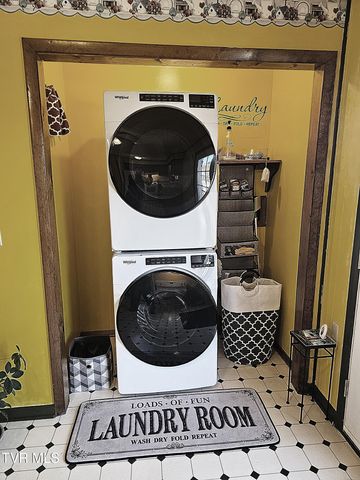 165 Sun Valley Street, Cedar Bluff, VA 24609