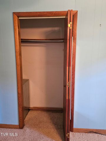 165 Sun Valley Street, Cedar Bluff, VA 24609