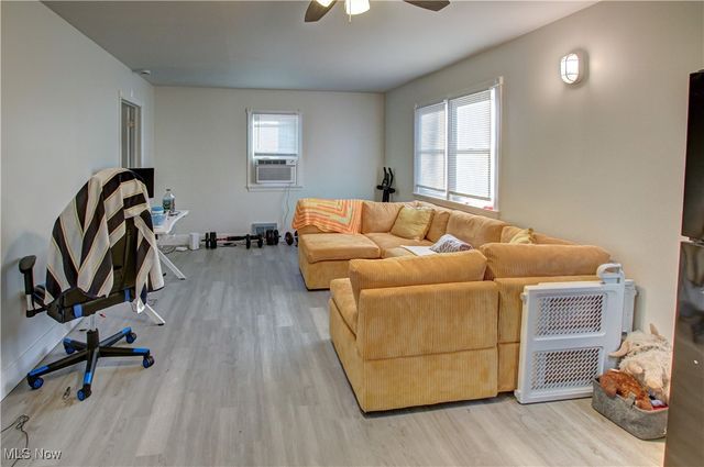 175-177 2nd Street NE, Barberton, OH 44203