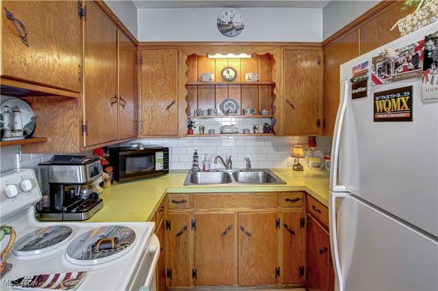 175-177 2nd Street NE, Barberton, OH 44203