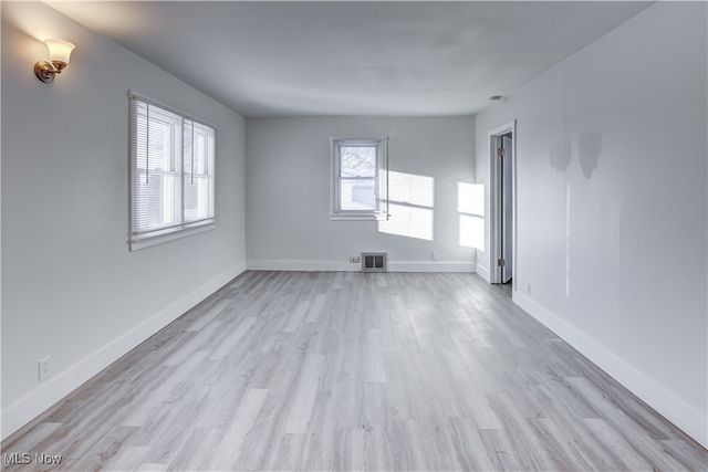 175-177 2nd Street NE, Barberton, OH 44203