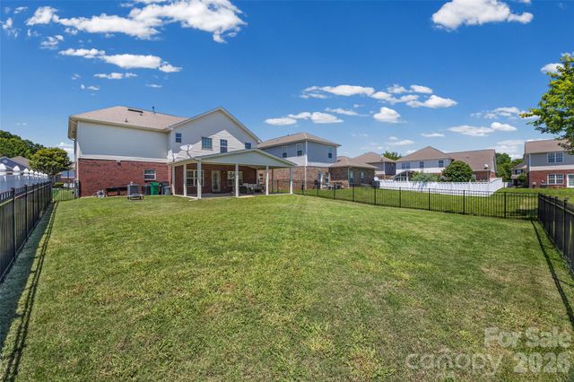 14712 Vaughan Drive, Charlotte, NC 28273
