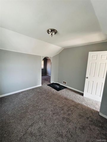 8727 Gary Street, Dearborn, MI 48126