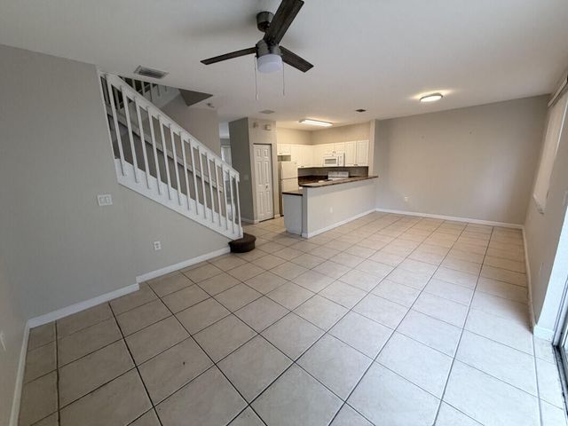 933 NE 42nd Avenue, Homestead, FL 33033