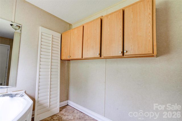 136 Foxhill Drive, Shelby, NC 28150