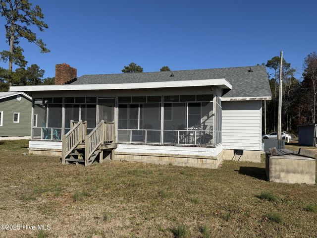 991 Pinecrest Road, Bath, NC 27808