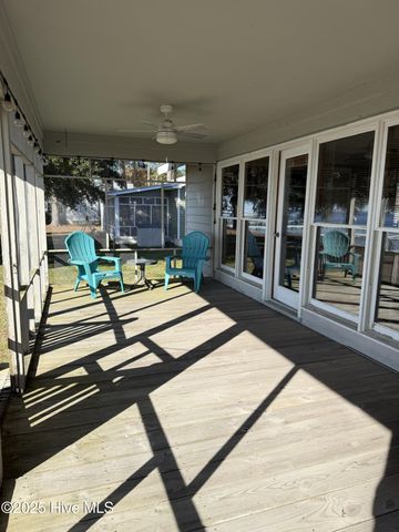 991 Pinecrest Road, Bath, NC 27808