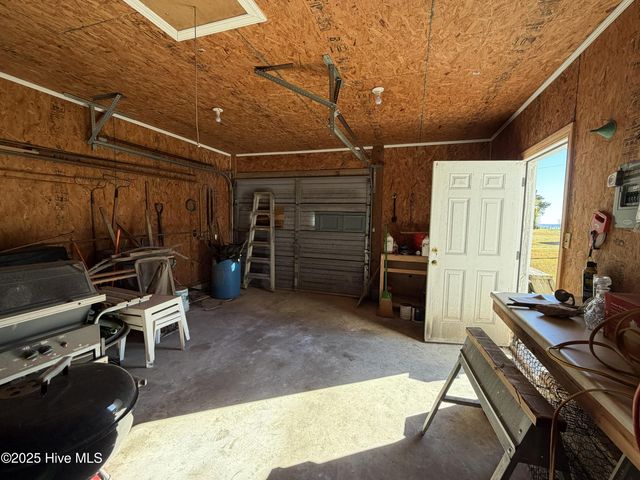 991 Pinecrest Road, Bath, NC 27808