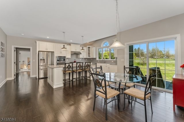 1 Belmont Ct, Alexandria Twp., NJ 08867