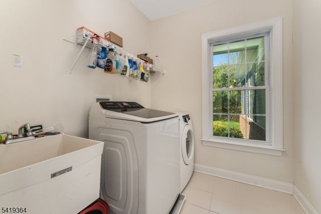 1 Belmont Ct, Alexandria Twp., NJ 08867