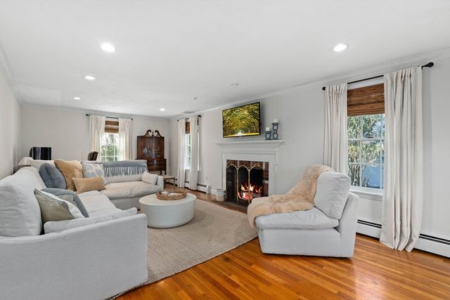 243 Bear Hill Rd, North Andover, MA 01845